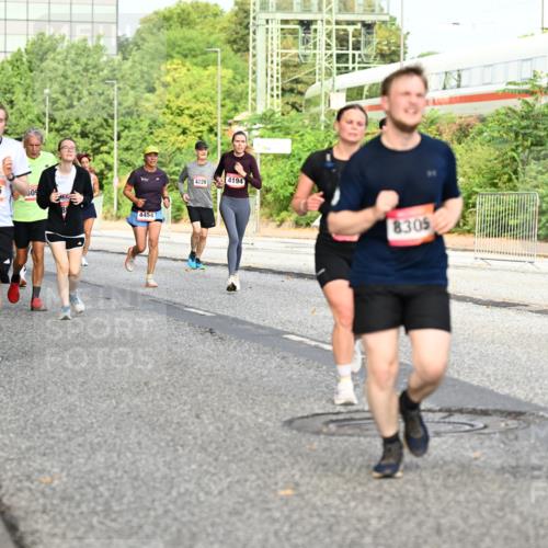 06.09.2026 - CURREX Alsterlauf Dr. Thomas Lammeyer http://msf.ph/oto/10134189 06.09.2026 09:59:26 Laufen 4730, 2741, 3721, 5866, 309, 4454, 4229, 4194, 8305, 5 meine-sportfotos.de
