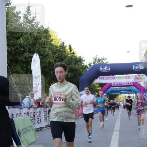 06.09.2026 - CURREX Alsterlauf Yannick Fuchs http://msf.ph/oto/10134211 06.09.2026 09:42:01 Ziel 2606, 2608, 2738, 3592, 3714, 4068, 4470, 4535, 4671, 4854, 4931, 4967, 5124, 5997, 6375, 8057, 8148 meine-sportfotos.de