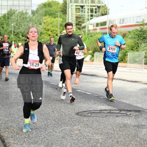 06.09.2026 - CURREX Alsterlauf Dr. Thomas Lammeyer http://msf.ph/oto/10134296 06.09.2026 09:59:35 Laufen 3919, 3920, 3625, 46, 3721, 51 meine-sportfotos.de