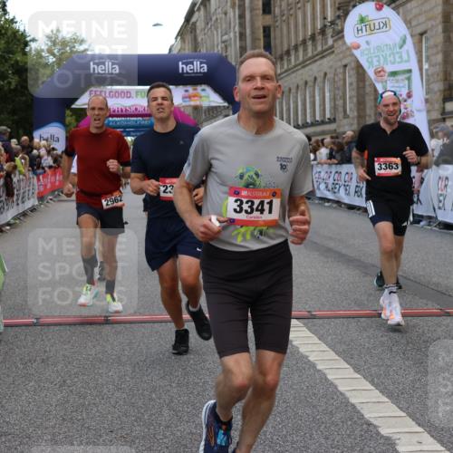 06.09.2026 - CURREX Alsterlauf Strokosch-Dieckow http://msf.ph/oto/10134337 06.09.2026 09:54:58 Ziel 2184, 2261, 2314, 2395, 2397, 2494, 2587, 2826, 2962, 3251, 3291, 3341, 3363, 3991, 4322, 4335, 4458, 4839, 5094, 5165, 5298, 5385, 6191 meine-sportfotos.de
