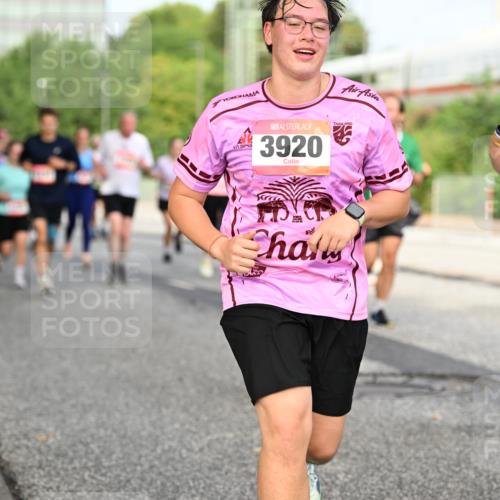 06.09.2026 - CURREX Alsterlauf Dr. Thomas Lammeyer http://msf.ph/oto/10134358 06.09.2026 09:59:41 Laufen 1, 3920, 3919 meine-sportfotos.de