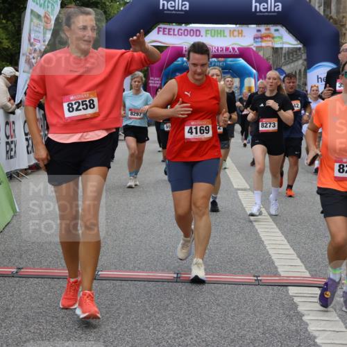 06.09.2026 - CURREX Alsterlauf Strokosch-Dieckow http://msf.ph/oto/10134411 06.09.2026 10:08:19 Ziel 2155, 2363, 2440, 2785, 3200, 3309, 3352, 3933, 4146, 4169, 4247, 4590, 5342, 5502, 5507, 6473, 8045, 8258, 8260, 8297 meine-sportfotos.de