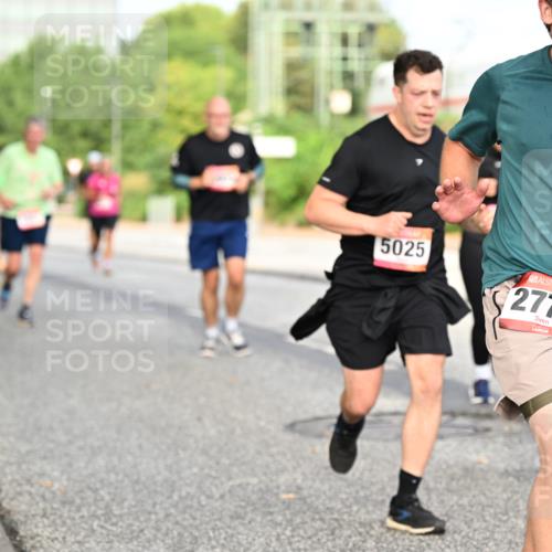 06.09.2026 - CURREX Alsterlauf Dr. Thomas Lammeyer http://msf.ph/oto/10134442 06.09.2026 09:59:48 Laufen 5025, 2778 meine-sportfotos.de