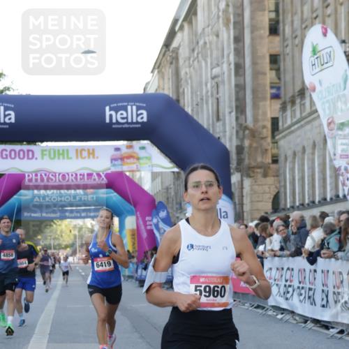 06.09.2026 - CURREX Alsterlauf Yannick Fuchs http://msf.ph/oto/10134462 06.09.2026 09:42:14 Ziel 3238, 4241, 4858, 5112, 5960, 5984, 6127, 6151, 6280, 6419, 6463 meine-sportfotos.de