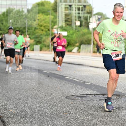 06.09.2026 - CURREX Alsterlauf Dr. Thomas Lammeyer http://msf.ph/oto/10134488 06.09.2026 09:59:52 Laufen 3742, 2025, 5087 meine-sportfotos.de