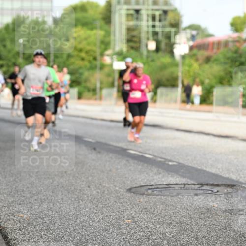 06.09.2026 - CURREX Alsterlauf Dr. Thomas Lammeyer http://msf.ph/oto/10134495 06.09.2026 09:59:53 Laufen  meine-sportfotos.de