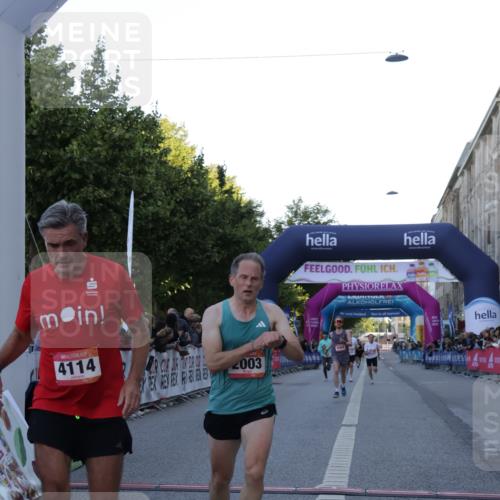 06.09.2026 - CURREX Alsterlauf Yannick Fuchs http://msf.ph/oto/10134709 06.09.2026 09:42:23 Ziel 2003, 4114, 4504, 4858, 5554, 5663, 5984, 6419, 6463, 8197 meine-sportfotos.de