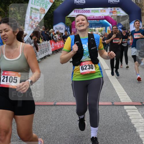 06.09.2026 - CURREX Alsterlauf Strokosch-Dieckow http://msf.ph/oto/10134713 06.09.2026 10:08:31 Ziel 2035, 2080, 2105, 2155, 2504, 3082, 3093, 3390, 3888, 3889, 4399, 4447, 4476, 4651, 5030, 5140, 5582, 5854, 6230 meine-sportfotos.de