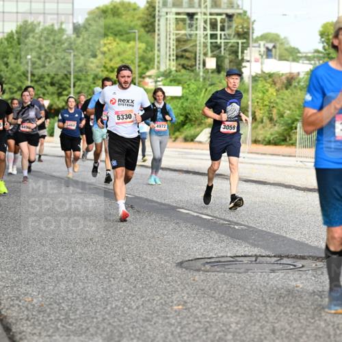 06.09.2026 - CURREX Alsterlauf Dr. Thomas Lammeyer http://msf.ph/oto/10134774 06.09.2026 10:00:16 Laufen 3468, 8275, 449, 5330, 4972, 3059, 3378, 3562 meine-sportfotos.de
