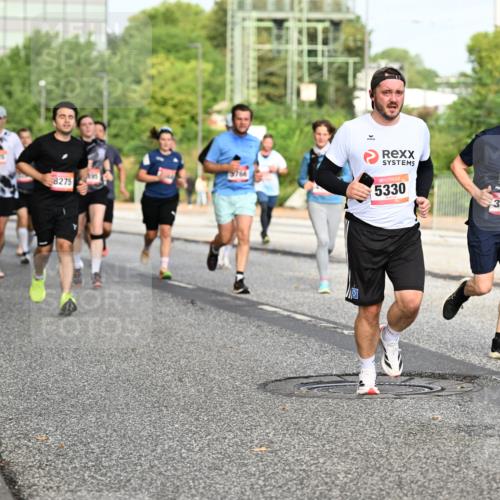 06.09.2026 - CURREX Alsterlauf Dr. Thomas Lammeyer http://msf.ph/oto/10134794 06.09.2026 10:00:18 Laufen 8275, 5330, 3059 meine-sportfotos.de