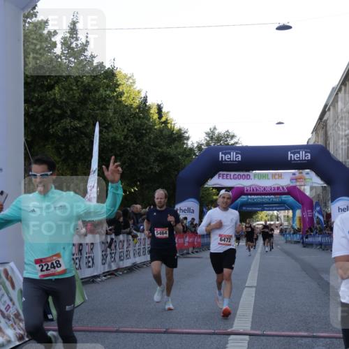 06.09.2026 - CURREX Alsterlauf Yannick Fuchs http://msf.ph/oto/10134880 06.09.2026 09:42:30 Ziel 2003, 2248, 4504, 5464, 5663, 6136, 6472 meine-sportfotos.de