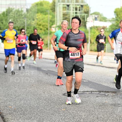 06.09.2026 - CURREX Alsterlauf Dr. Thomas Lammeyer http://msf.ph/oto/10134892 06.09.2026 10:00:35 Laufen 3186, 5401, 4812, 044 meine-sportfotos.de