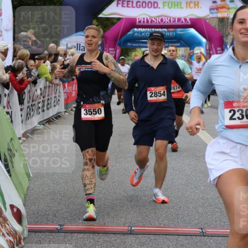 06.09.2026 - CURREX Alsterlauf Strokosch-Dieckow http://msf.ph/oto/10134932 06.09.2026 09:55:35 Ziel 2308, 2420, 2854, 2874, 3271, 3481, 3550, 4284, 4404, 4827, 4949, 5531, 5720, 6367, 8027 meine-sportfotos.de