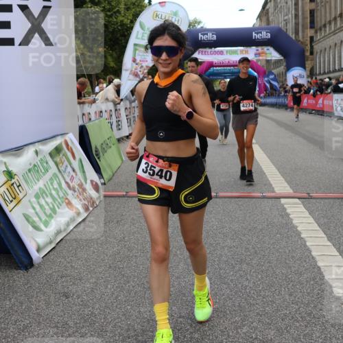 06.09.2026 - CURREX Alsterlauf Strokosch-Dieckow http://msf.ph/oto/10134982 06.09.2026 10:08:51 Ziel 2374, 2777, 3086, 3400, 3540, 3811, 3812, 4115, 4129, 4233, 4274, 4738, 4746, 5125, 5130, 5367, 5985 meine-sportfotos.de