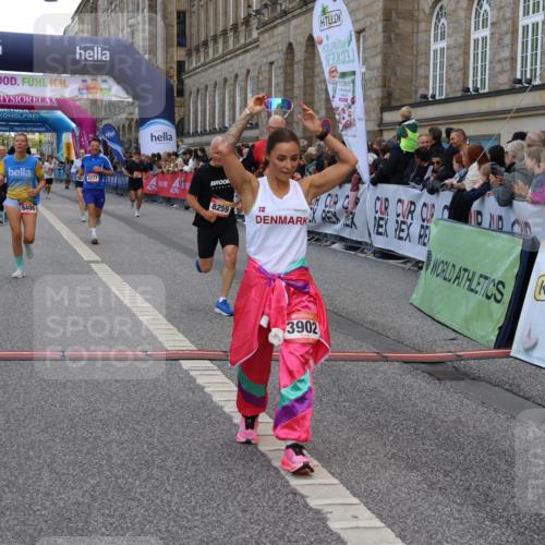 06.09.2026 - CURREX Alsterlauf Strokosch-Dieckow http://msf.ph/oto/10135021 06.09.2026 09:55:50 Ziel 2117, 2277, 2479, 3304, 3799, 3902, 3903, 4190, 4463, 4627, 4865, 4955, 4961, 5488, 6400, 8086, 8259 meine-sportfotos.de