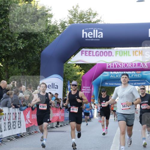 06.09.2026 - CURREX Alsterlauf Yannick Fuchs http://msf.ph/oto/10135040 06.09.2026 09:42:45 Ziel 2729, 3110, 3692, 3815, 4006, 4607, 4829, 5173, 5675, 5811, 6376, 6381 meine-sportfotos.de