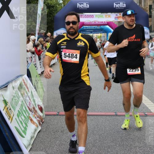 06.09.2026 - CURREX Alsterlauf Strokosch-Dieckow http://msf.ph/oto/10135074 06.09.2026 09:55:58 Ziel 2239, 2277, 2372, 2626, 2641, 3411, 4135, 4190, 4262, 4434, 4463, 4627, 5021, 5484, 6032, 6301, 6313, 6400, 8086, 8211, 8259, 8338 meine-sportfotos.de