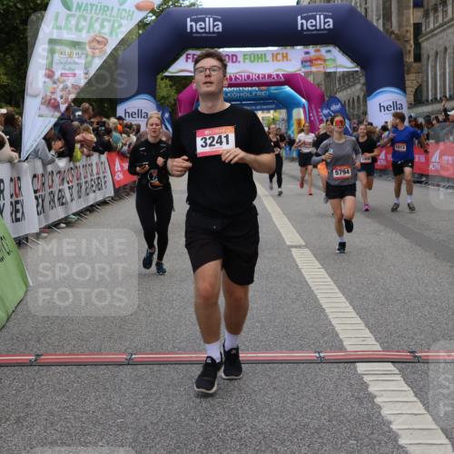 06.09.2026 - CURREX Alsterlauf Strokosch-Dieckow http://msf.ph/oto/10135115 06.09.2026 10:09:13 Ziel 2519, 3241, 3637, 5007, 5084, 5113, 5171, 5758, 5794, 5913, 5942, 6263, 6340, 6460, 6487, 8076 meine-sportfotos.de