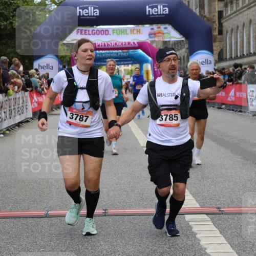 06.09.2026 - CURREX Alsterlauf Strokosch-Dieckow http://msf.ph/oto/10135297 06.09.2026 10:09:41 Ziel 2064, 2078, 2622, 2742, 3785, 3787, 4138, 4713, 5259, 5260, 5851, 6278, 6492 meine-sportfotos.de