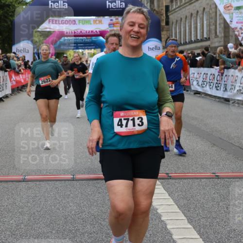 06.09.2026 - CURREX Alsterlauf Strokosch-Dieckow http://msf.ph/oto/10135338 06.09.2026 10:09:45 Ziel 2064, 2078, 2622, 3785, 3787, 4713, 4784, 5199, 5357, 5835, 5836, 5851, 6466 meine-sportfotos.de