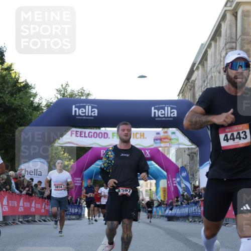 06.09.2026 - CURREX Alsterlauf Yannick Fuchs http://msf.ph/oto/10135360 06.09.2026 09:43:26 Ziel 3366, 3489, 3814, 4016, 4089, 4397, 4443, 4505, 4988, 5649, 5919, 6104, 6192, 6267, 6326, 8164 meine-sportfotos.de