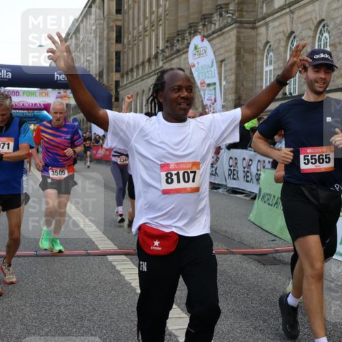 06.09.2026 - CURREX Alsterlauf Strokosch-Dieckow http://msf.ph/oto/10135479 06.09.2026 09:57:14 Ziel 2056, 2311, 2557, 3349, 3505, 3622, 3673, 3694, 4870, 5166, 5320, 5565, 6071, 6394, 6396, 8093, 8107, 8167 meine-sportfotos.de