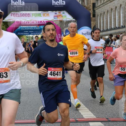 06.09.2026 - CURREX Alsterlauf Strokosch-Dieckow http://msf.ph/oto/10135601 06.09.2026 09:57:29 Ziel 2316, 2806, 2966, 3160, 3236, 3559, 3881, 3914, 4224, 4641, 4859, 5463, 5510, 5978, 6020, 8029, 8281 meine-sportfotos.de