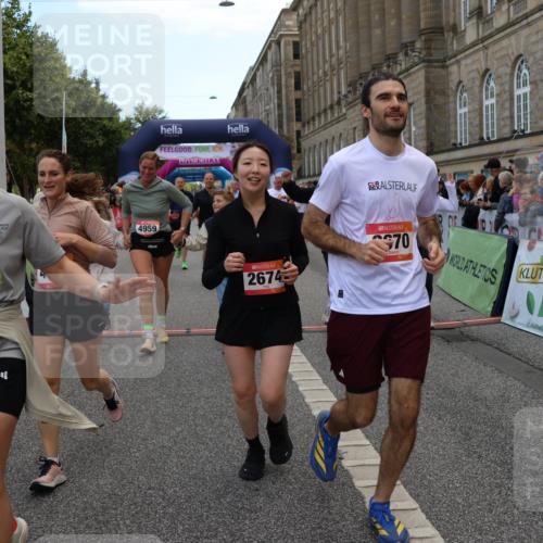 06.09.2026 - CURREX Alsterlauf Strokosch-Dieckow http://msf.ph/oto/10135662 06.09.2026 10:10:42 Ziel 2058, 2509, 2589, 2670, 2674, 3127, 3278, 3345, 3649, 3930, 4066, 4077, 4167, 4211, 4238, 4697, 4959, 5356, 6220, 6351 meine-sportfotos.de