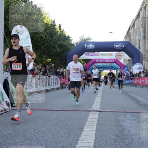 06.09.2026 - CURREX Alsterlauf Yannick Fuchs http://msf.ph/oto/10135679 06.09.2026 09:44:14 Ziel 2139, 2250, 2699, 2723, 3010, 3331, 3702, 4157, 4838, 4928, 5114, 5168, 5530, 5606, 5722, 8127, 8302, 8328 meine-sportfotos.de
