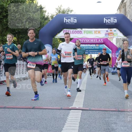 06.09.2026 - CURREX Alsterlauf Yannick Fuchs http://msf.ph/oto/10135706 06.09.2026 09:44:17 Ziel 2186, 2699, 3010, 3331, 3564, 4157, 4838, 4928, 5114, 5530, 5722, 5974, 6484, 6485, 6486, 8127, 8302, 8328 meine-sportfotos.de