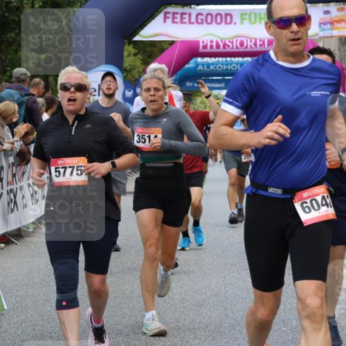 06.09.2026 - CURREX Alsterlauf Strokosch-Dieckow http://msf.ph/oto/10135709 06.09.2026 09:57:38 Ziel 2237, 2242, 2288, 2538, 2806, 3097, 3160, 3236, 3442, 3514, 3559, 4213, 4224, 4334, 4682, 4691, 5107, 5215, 5775, 6020, 6042, 6078, 6318, 6365, 8029, 8231 meine-sportfotos.de