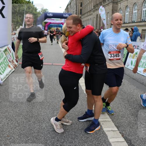 06.09.2026 - CURREX Alsterlauf Strokosch-Dieckow http://msf.ph/oto/10135718 06.09.2026 10:10:48 Ziel 2058, 2365, 2589, 2734, 3345, 3348, 3649, 3840, 3930, 4077, 4167, 4211, 4238, 4697, 4959, 6434 meine-sportfotos.de