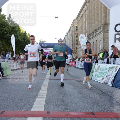 06.09.2026 - CURREX Alsterlauf Yannick Fuchs http://msf.ph/oto/10135739 06.09.2026 09:44:19 Ziel 2186, 2699, 3010, 3331, 3355, 3564, 3717, 4838, 4928, 5443, 5530, 5626, 5710, 5722, 5974, 6484, 6485, 6486, 8127, 8302 meine-sportfotos.de
