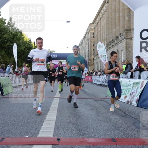 06.09.2026 - CURREX Alsterlauf Yannick Fuchs http://msf.ph/oto/10135744 06.09.2026 09:44:19 Ziel 2186, 2699, 3010, 3331, 3355, 3564, 3717, 4838, 4928, 5443, 5530, 5626, 5710, 5722, 5974, 6484, 6485, 6486, 8127, 8302 meine-sportfotos.de