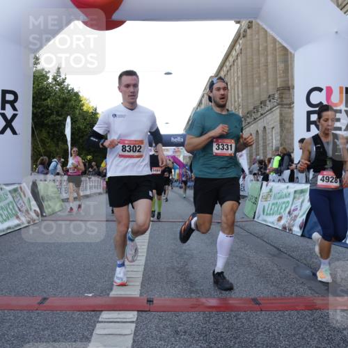 06.09.2026 - CURREX Alsterlauf Yannick Fuchs http://msf.ph/oto/10135759 06.09.2026 09:44:20 Ziel 2186, 2699, 3010, 3331, 3355, 3564, 3717, 4838, 4928, 5443, 5530, 5626, 5710, 5722, 5974, 6484, 6485, 6486, 8127, 8302 meine-sportfotos.de