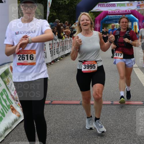 06.09.2026 - CURREX Alsterlauf Strokosch-Dieckow http://msf.ph/oto/10135793 06.09.2026 10:10:57 Ziel 2226, 2312, 2365, 2417, 2427, 2552, 2566, 2616, 2732, 2982, 3348, 3685, 3687, 3840, 3988, 3995, 5141, 5142, 5555, 5898, 6088, 6434 meine-sportfotos.de