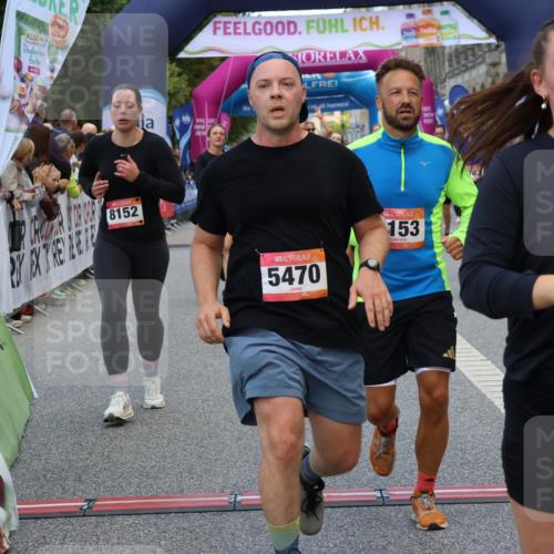 06.09.2026 - CURREX Alsterlauf Strokosch-Dieckow http://msf.ph/oto/10135797 06.09.2026 09:58:02 Ziel 2875, 2965, 3075, 3307, 3369, 3403, 3497, 3743, 3744, 3923, 4864, 5470, 5518, 5548, 5707, 5916, 6153, 8066, 8152, 8229, 8311 meine-sportfotos.de