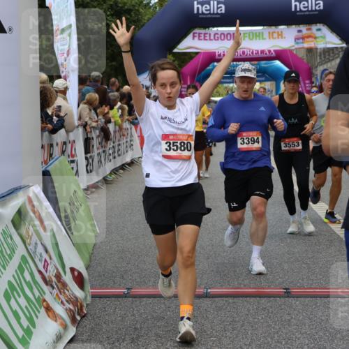 06.09.2026 - CURREX Alsterlauf Strokosch-Dieckow http://msf.ph/oto/10135912 06.09.2026 09:58:10 Ziel 3394, 3497, 3553, 3580, 3743, 3841, 3872, 3923, 4034, 4327, 4864, 5518, 5548, 5707, 5986, 6227, 6343, 6409, 8066, 8152, 8163, 8229 meine-sportfotos.de
