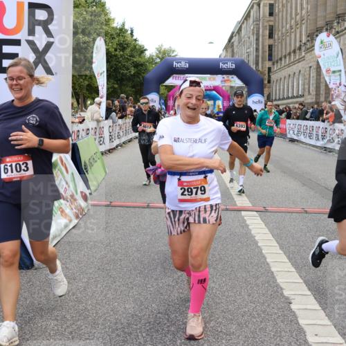 06.09.2026 - CURREX Alsterlauf Strokosch-Dieckow http://msf.ph/oto/10135995 06.09.2026 10:11:21 Ziel 2979, 2980, 4251, 4442, 4517, 4612, 4782, 4783, 5327, 5351, 5392, 5532, 5647, 5818, 6100, 6103, 6393, 6465 meine-sportfotos.de