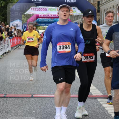 06.09.2026 - CURREX Alsterlauf Strokosch-Dieckow http://msf.ph/oto/10136016 06.09.2026 09:58:12 Ziel 2864, 3394, 3497, 3553, 3580, 3743, 3841, 3872, 3923, 4034, 4327, 4864, 5518, 5548, 5707, 5986, 6227, 6343, 6409, 8066, 8163 meine-sportfotos.de