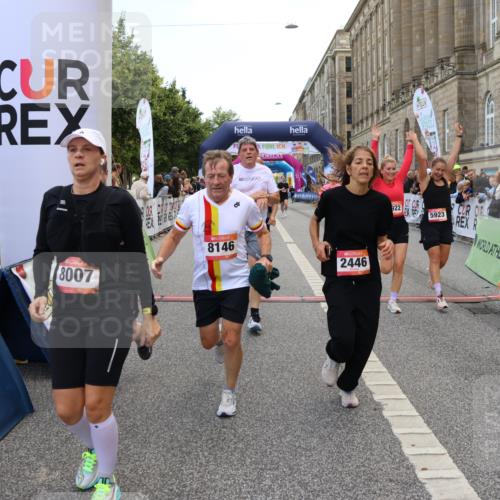 06.09.2026 - CURREX Alsterlauf Strokosch-Dieckow http://msf.ph/oto/10136052 06.09.2026 10:11:33 Ziel 2014, 2352, 2356, 2446, 3284, 3285, 3360, 3373, 3652, 3922, 5226, 5279, 5922, 5923, 6491, 8004, 8007, 8145, 8146 meine-sportfotos.de
