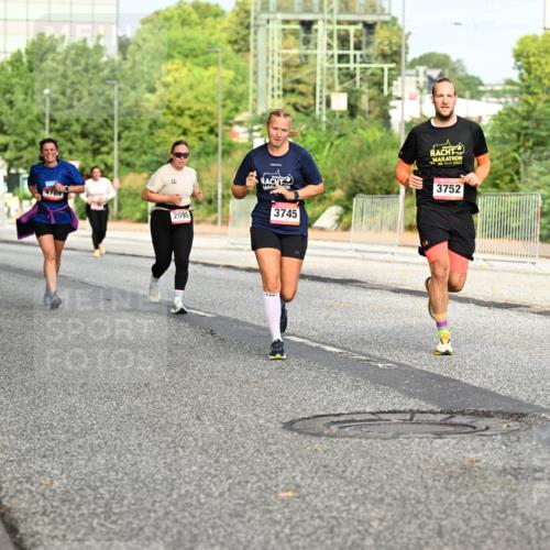 06.09.2026 - CURREX Alsterlauf Dr. Thomas Lammeyer http://msf.ph/oto/10136055 06.09.2026 10:00:55 Laufen 2095, 3745, 3752, 3695 meine-sportfotos.de
