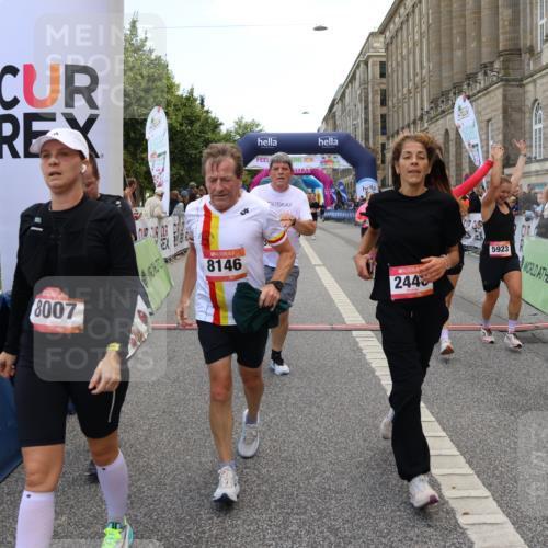 06.09.2026 - CURREX Alsterlauf Strokosch-Dieckow http://msf.ph/oto/10136074 06.09.2026 10:11:33 Ziel 2014, 2352, 2356, 2446, 3284, 3285, 3360, 3373, 3652, 3922, 5226, 5279, 5922, 5923, 6491, 8004, 8007, 8145, 8146 meine-sportfotos.de