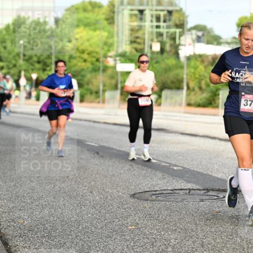06.09.2026 - CURREX Alsterlauf Dr. Thomas Lammeyer http://msf.ph/oto/10136079 06.09.2026 10:00:57 Laufen 2099, 2025, 3745 meine-sportfotos.de