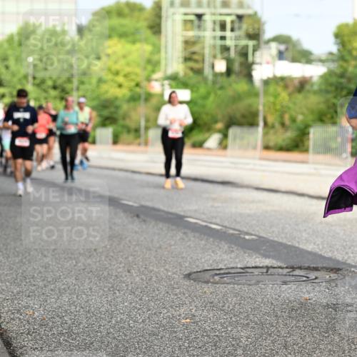 06.09.2026 - CURREX Alsterlauf Dr. Thomas Lammeyer http://msf.ph/oto/10136123 06.09.2026 10:01:01 Laufen 4769 meine-sportfotos.de