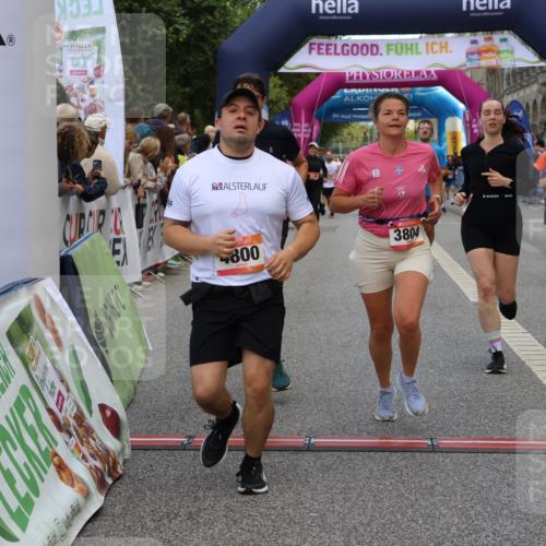 06.09.2026 - CURREX Alsterlauf Strokosch-Dieckow http://msf.ph/oto/10136165 06.09.2026 09:58:21 Ziel 2706, 2864, 3055, 3603, 3679, 3804, 4106, 4501, 4525, 4732, 4800, 5018, 5257, 5986, 6409, 8003, 8052, 8296 meine-sportfotos.de