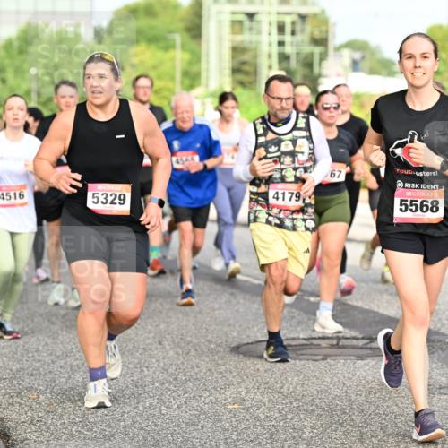 06.09.2026 - CURREX Alsterlauf Dr. Thomas Lammeyer http://msf.ph/oto/10136207 06.09.2026 10:01:10 Laufen 1963, 4516, 5329, 4566, 4179, 67, 5568, 4704 meine-sportfotos.de