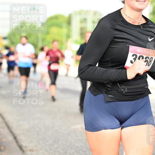 06.09.2026 - CURREX Alsterlauf Dr. Thomas Lammeyer http://msf.ph/oto/10136258 06.09.2026 10:01:15 Laufen 3058 meine-sportfotos.de
