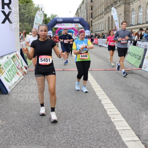 06.09.2026 - CURREX Alsterlauf Strokosch-Dieckow http://msf.ph/oto/10136259 06.09.2026 10:11:44 Ziel 2125, 2356, 2701, 3060, 3373, 3662, 3663, 3704, 4188, 4189, 4276, 4611, 5451, 5458, 6019, 6166, 6362, 6446, 8165, 8166 meine-sportfotos.de