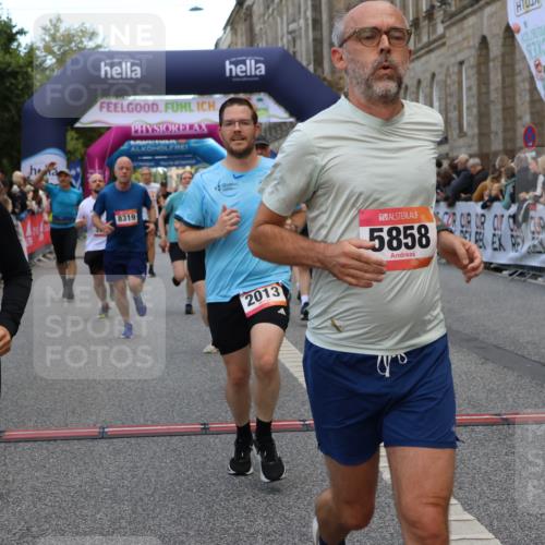 06.09.2026 - CURREX Alsterlauf Strokosch-Dieckow http://msf.ph/oto/10136289 06.09.2026 09:58:29 Ziel 2013, 2173, 3031, 3055, 3261, 3560, 3679, 3693, 4050, 4106, 4352, 4501, 4525, 4806, 5018, 5257, 5640, 5840, 5858, 6099, 6118, 6470, 8077, 8296, 8319 meine-sportfotos.de